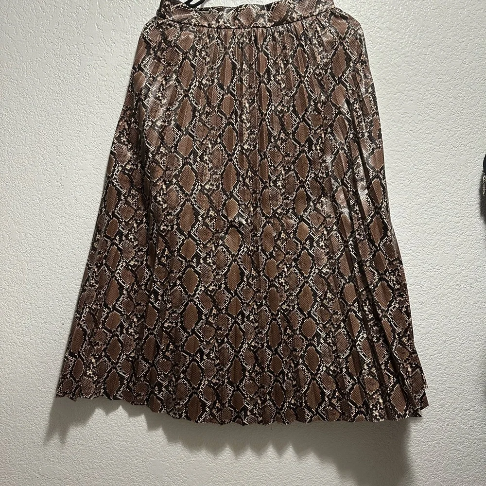 Zara Brown Snake-Print Pleated Midi Skirt - Picture 14 of 17